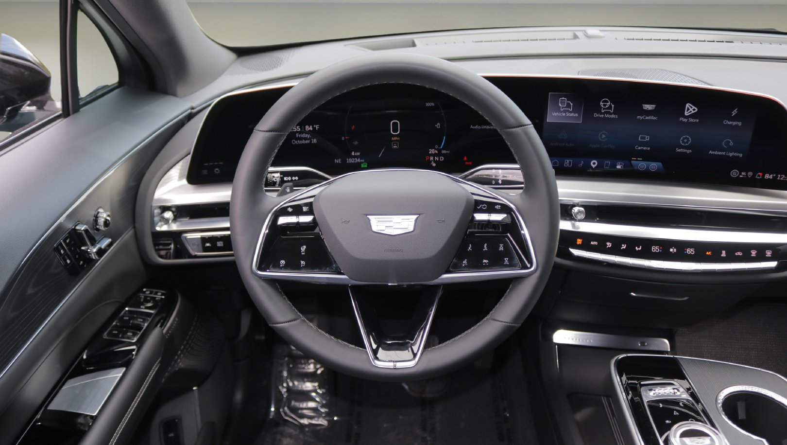 Certified 2025 Cadillac Lyriq Luxury RWD image 15