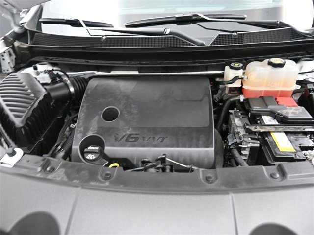 Used 2023 Chevrolet Traverse LT image 31