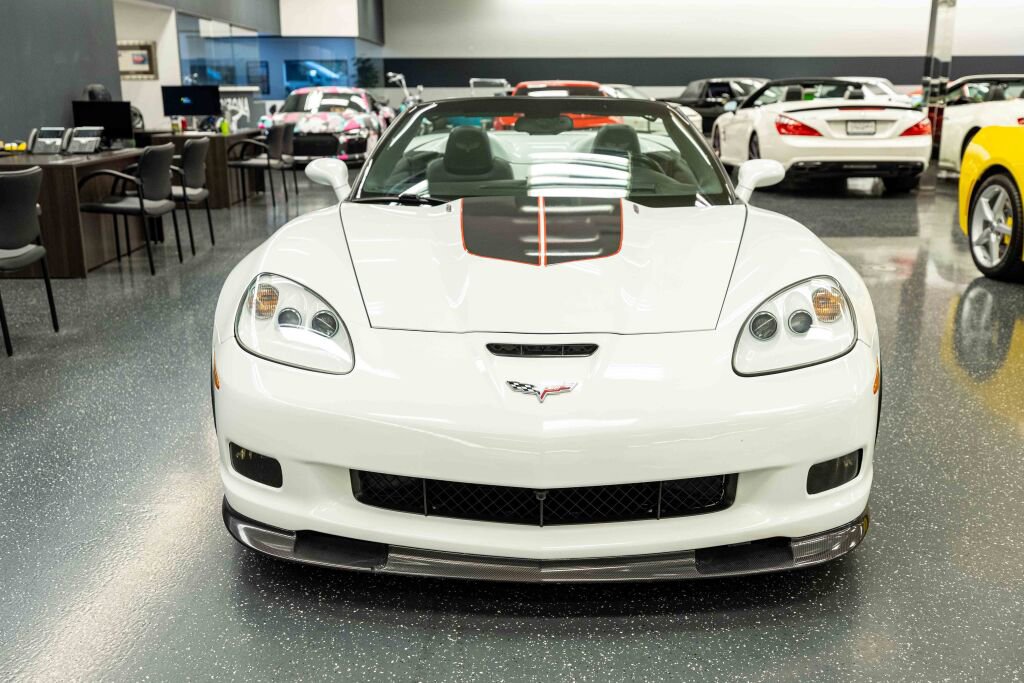 Used 2013 Chevrolet Corvette 427 w/ 1SC Preferred Equipment Group image 2