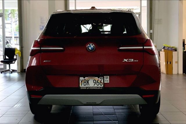Used 2025 BMW X3 xDrive30i w/ Convenience Package AWD/4WD image 4