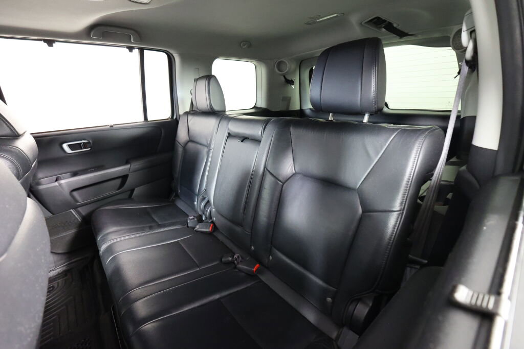 Used 2012 Honda Pilot Touring image 16