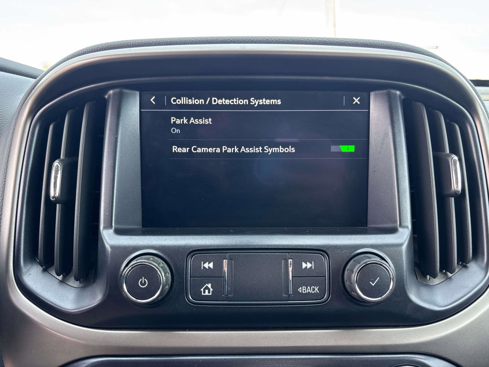 Used 2020 Chevrolet Colorado Z71 image 24