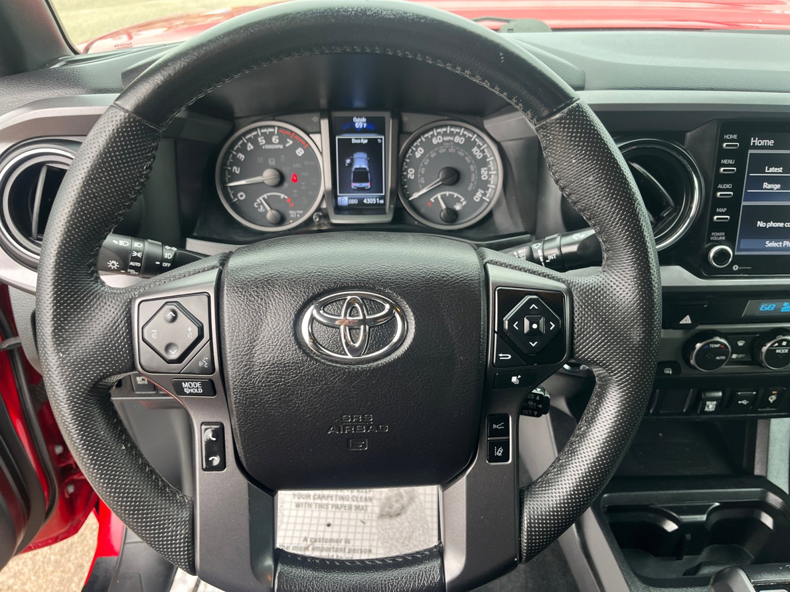 Used 2021 Toyota Tacoma TRD Sport AWD/4WD image 9