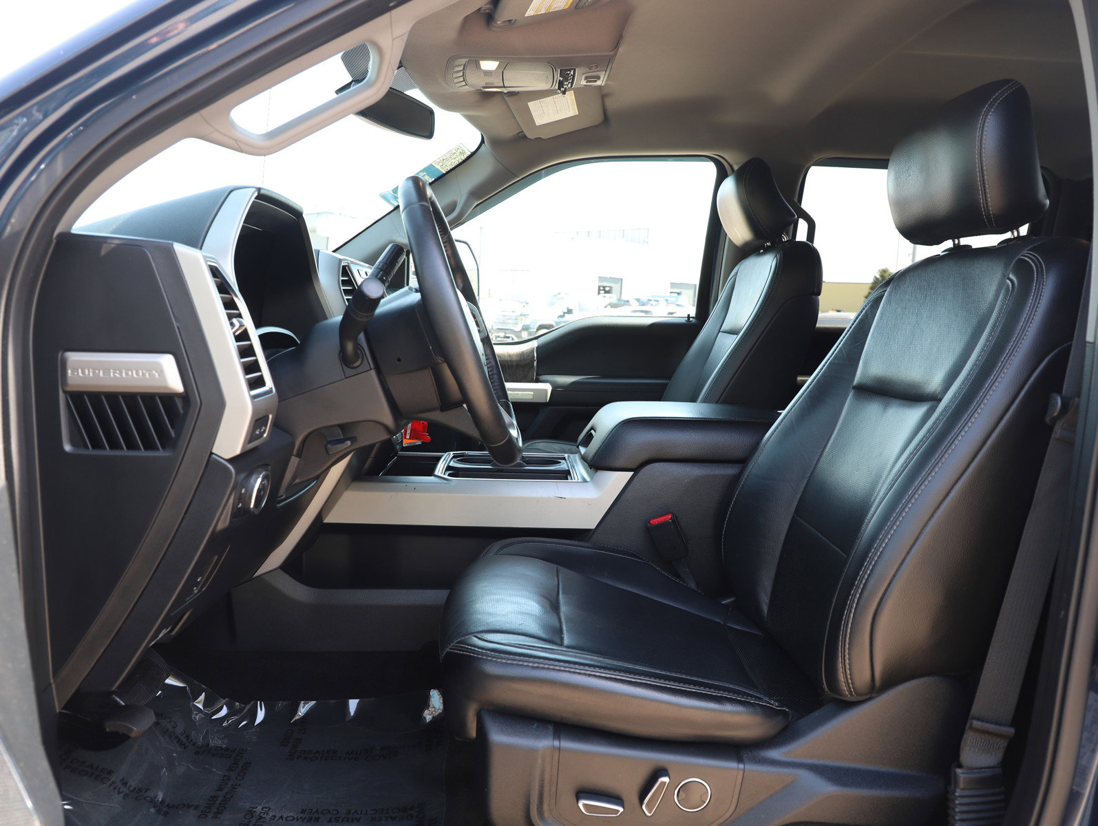 Used 2017 Ford F350 Lariat AWD/4WD image 22