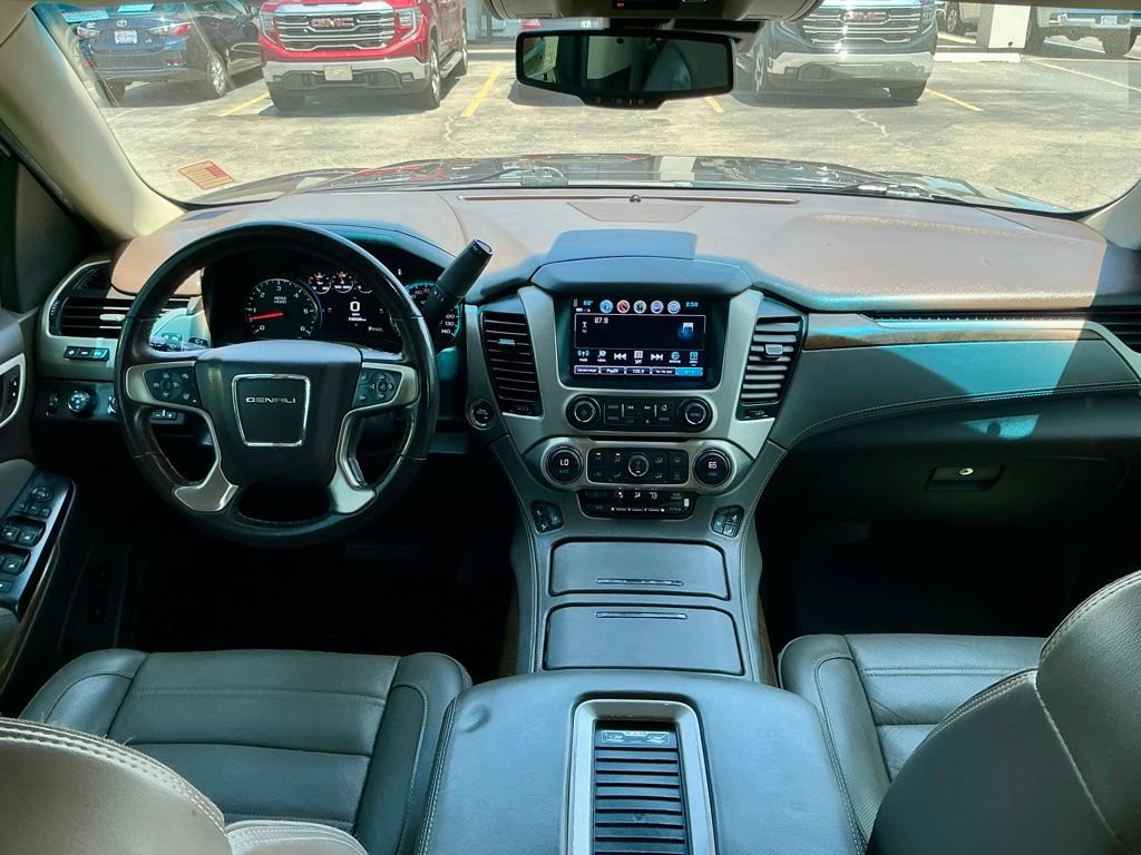 Used 2019 GMC Yukon Denali w/ Denali Ultimate Package AWD/4WD image 41