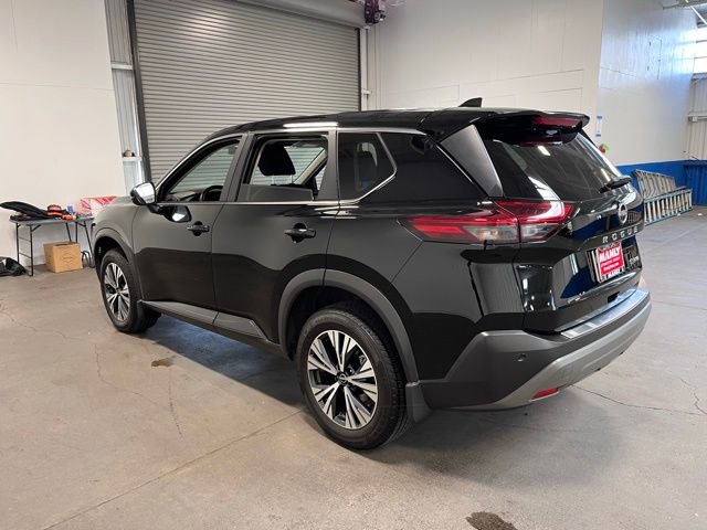 Used 2022 Nissan Rogue SV AWD/4WD image 5