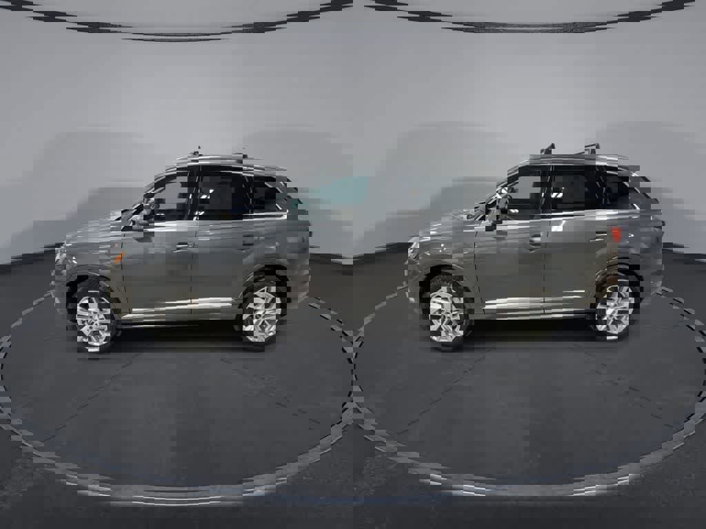 Used 2022 Audi Q7 2.0T Premium w/ Convenience Package image 5