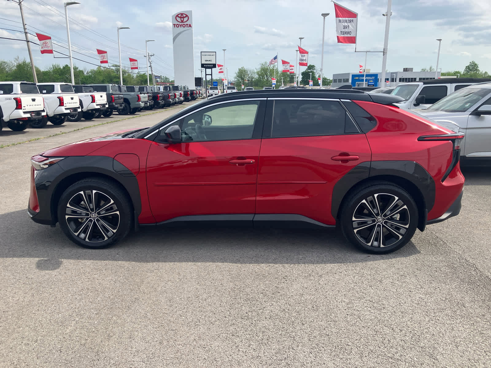 Certified 2023 Toyota bZ4X Limited w/ Weather Package AWD/4WD image 4