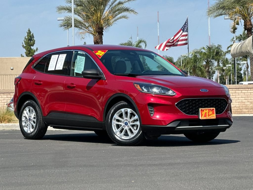 Used 2022 Ford Escape SE w/ Convenience Package FWD image 1