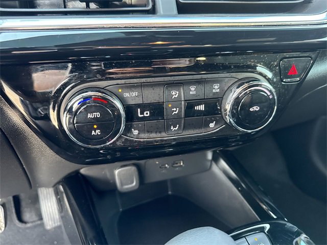 Used 2024 Chevrolet Trax RS image 21