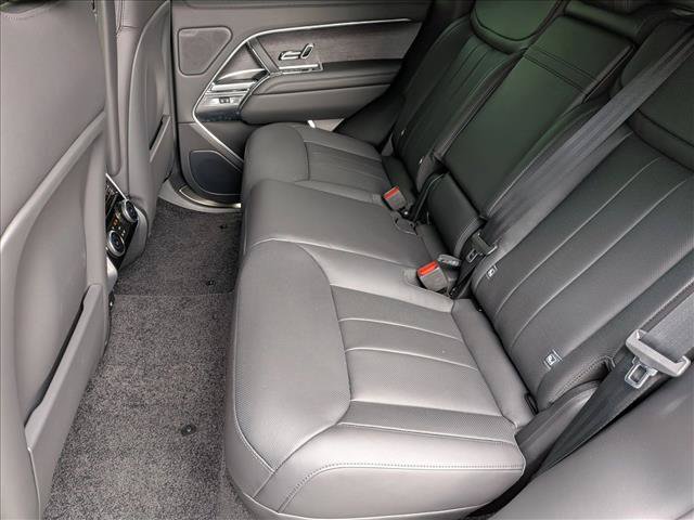 New 2026 Land Rover Range Rover SE AWD/4WD image 15