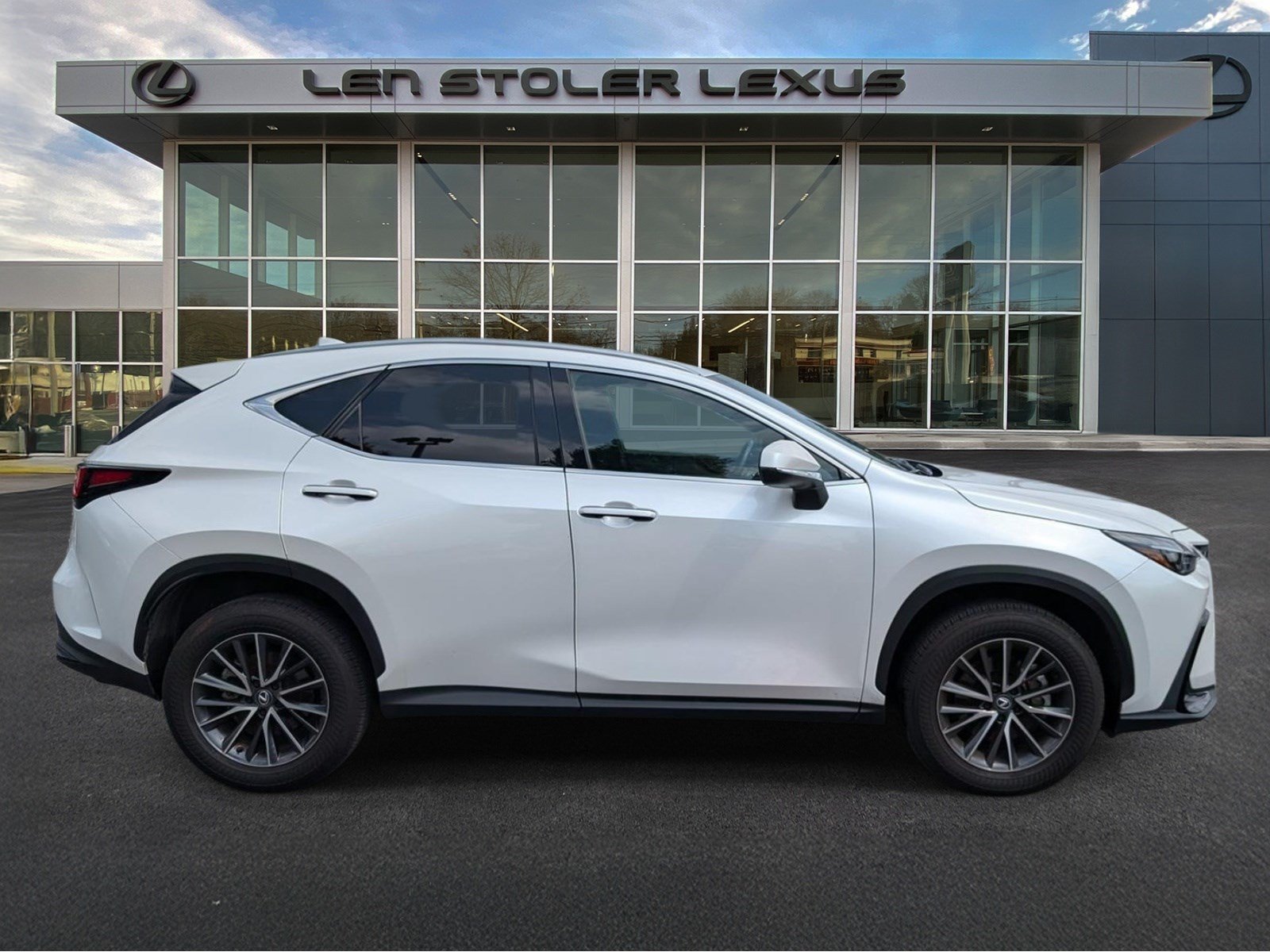 Certified 2025 Lexus NX 350 AWD w/ Accessory Package (2T) video 2