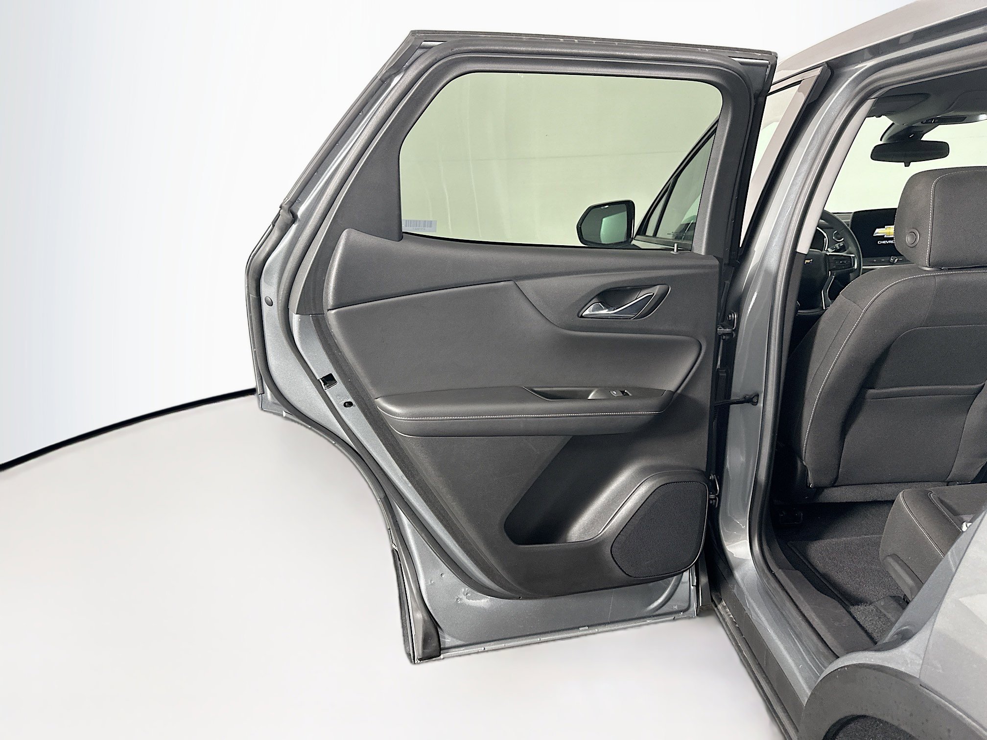 Used 2025 Chevrolet Blazer LT FWD image 25