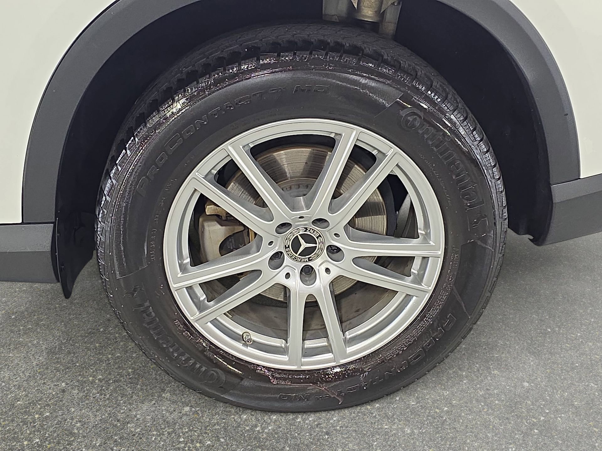 Used 2023 Mercedes-Benz GLC 300 GLC 300 image 32