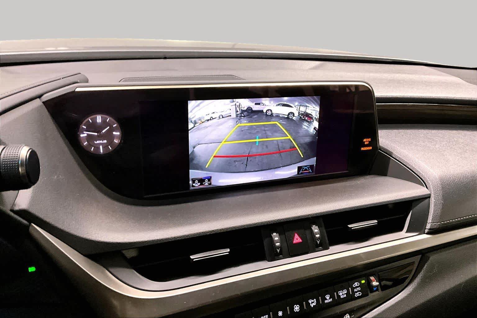 Used 2019 Lexus ES 300h w/ Premium Package FWD image 26