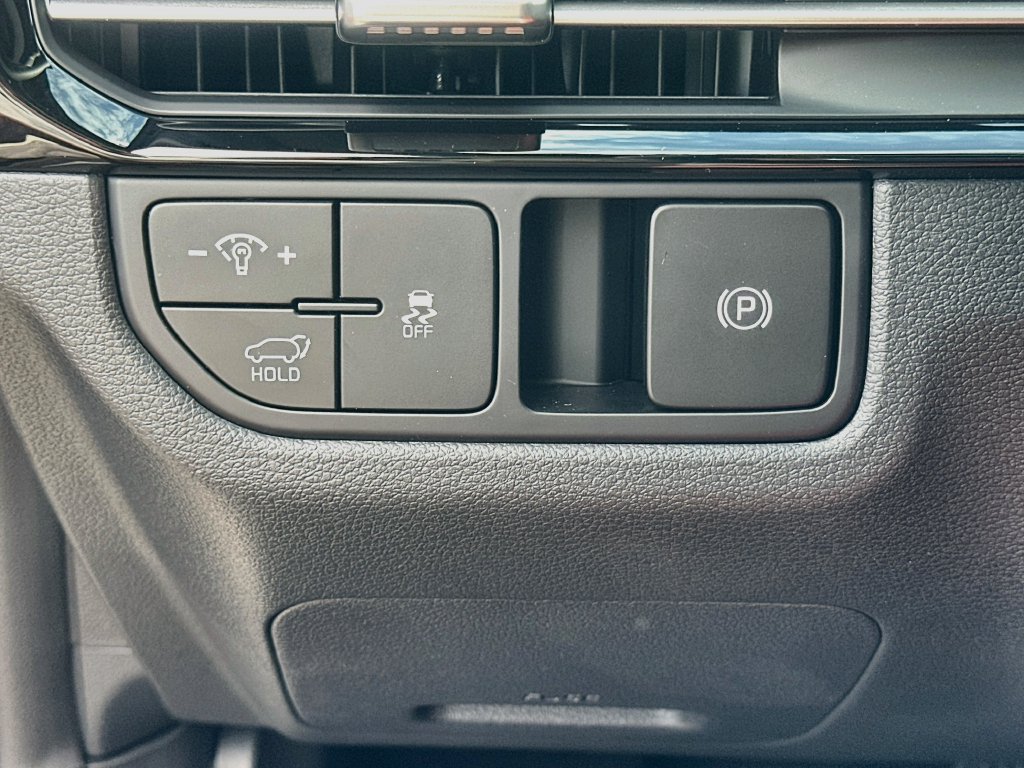 New 2027 Kia Sportage SX FWD image 10