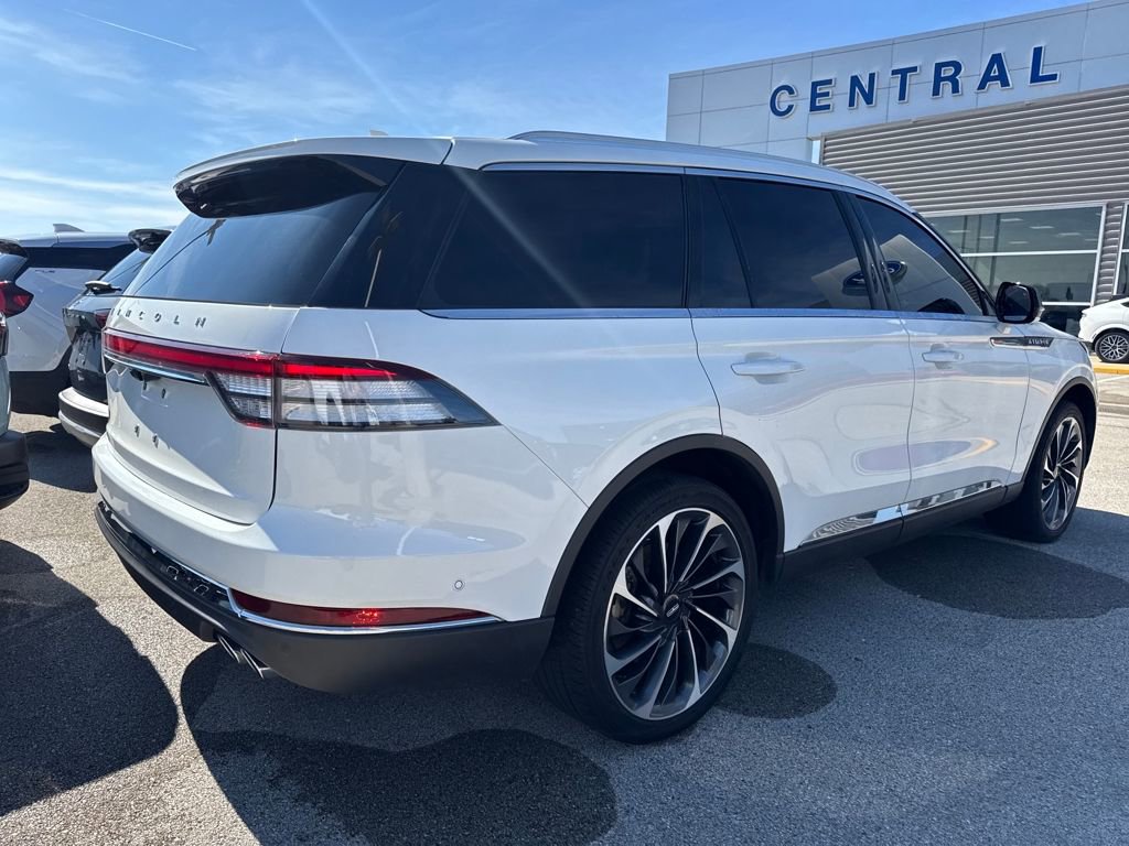 Used 2024 Lincoln Aviator Reserve w/ Equipment Group 201A image 13