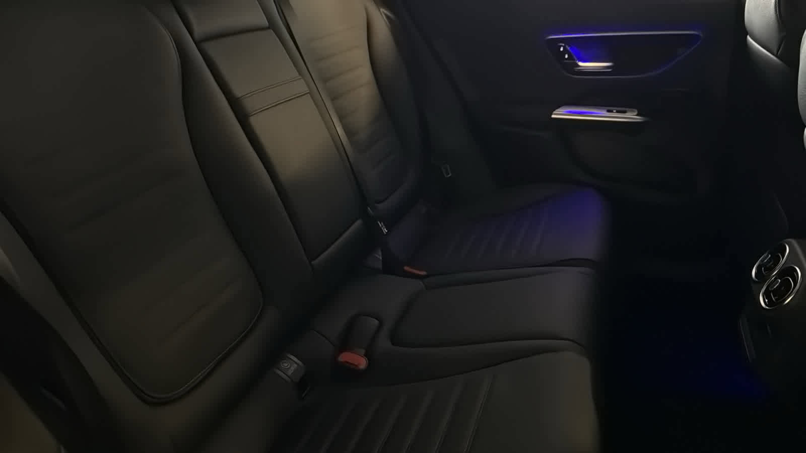 New 2026 Mercedes-Benz GLC 43 AMG 4MATIC image 35