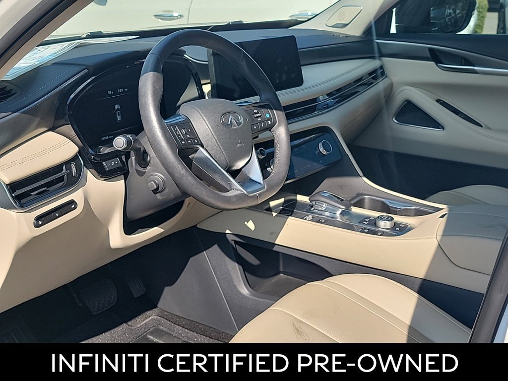 Certified 2024 INFINITI QX60 Luxe w/ Vision Package FWD image 5