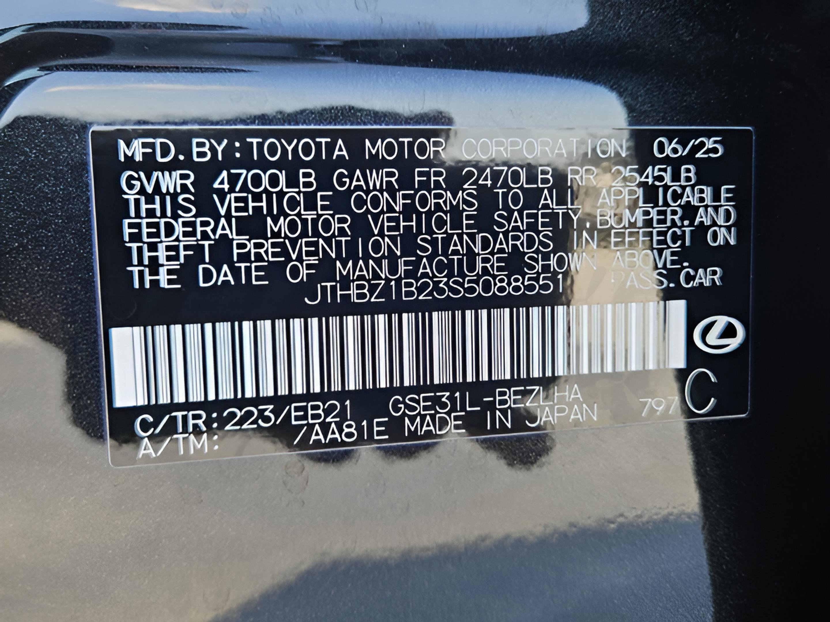 Certified 2025 Lexus IS 350 F Sport w/ Accessory Package image 29