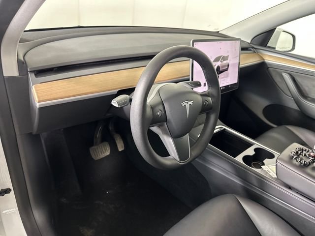 Used 2023 Tesla Model Y Long Range image 13