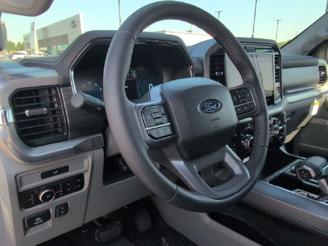 New 2026 Ford F150 Lariat w/ Equipment Group 502A High AWD/4WD image 12