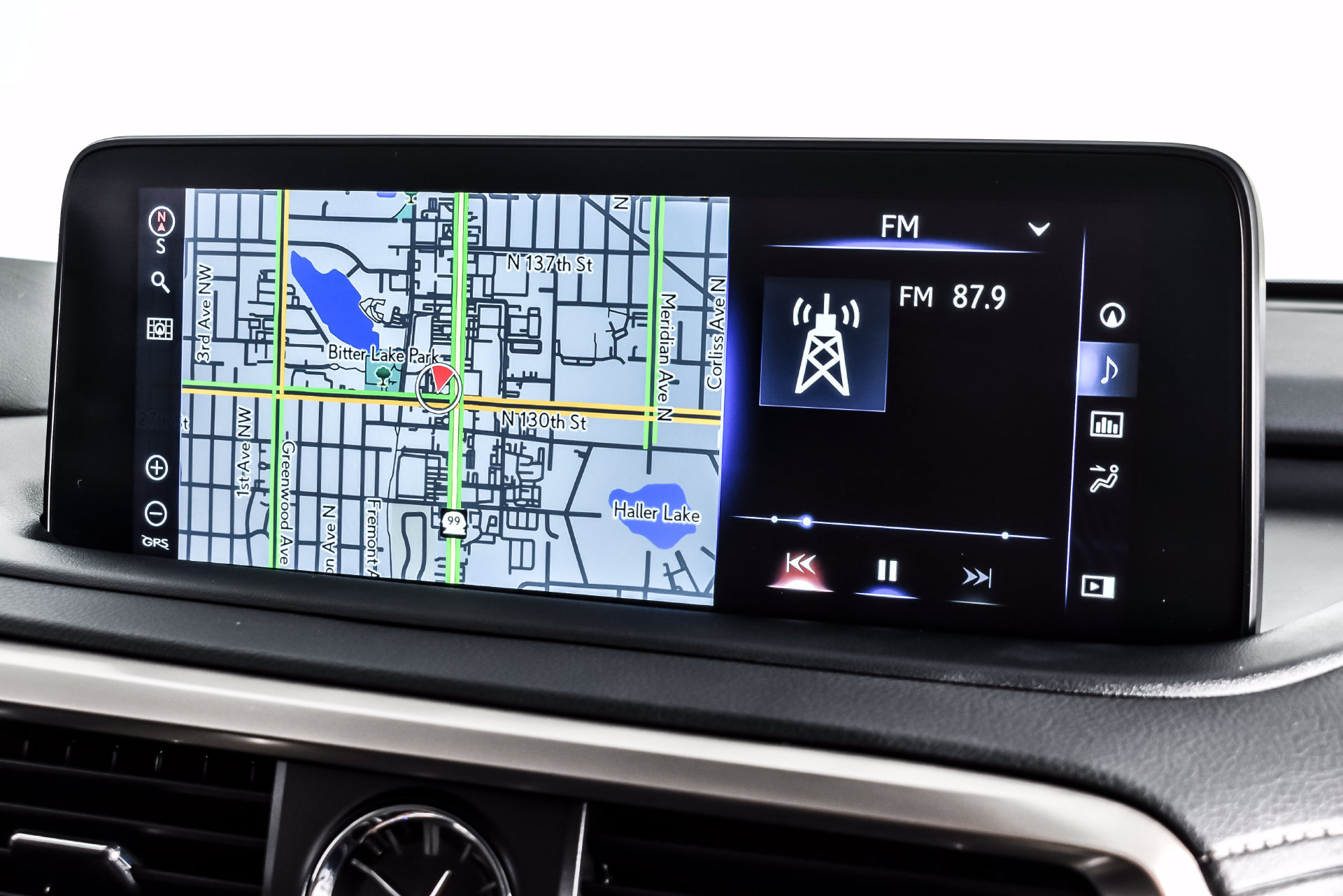 Used 2022 Lexus RX 450h AWD w/ Premium Package image 24