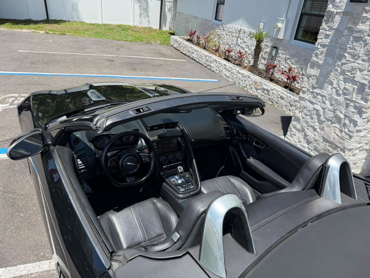 Used 2014 Jaguar F-TYPE S RWD image 16
