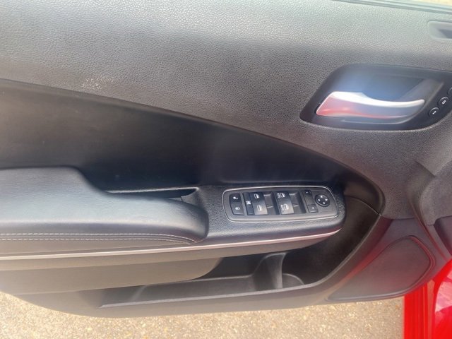 Used 2022 Dodge Charger SXT w/ Leather Interior Group image 17