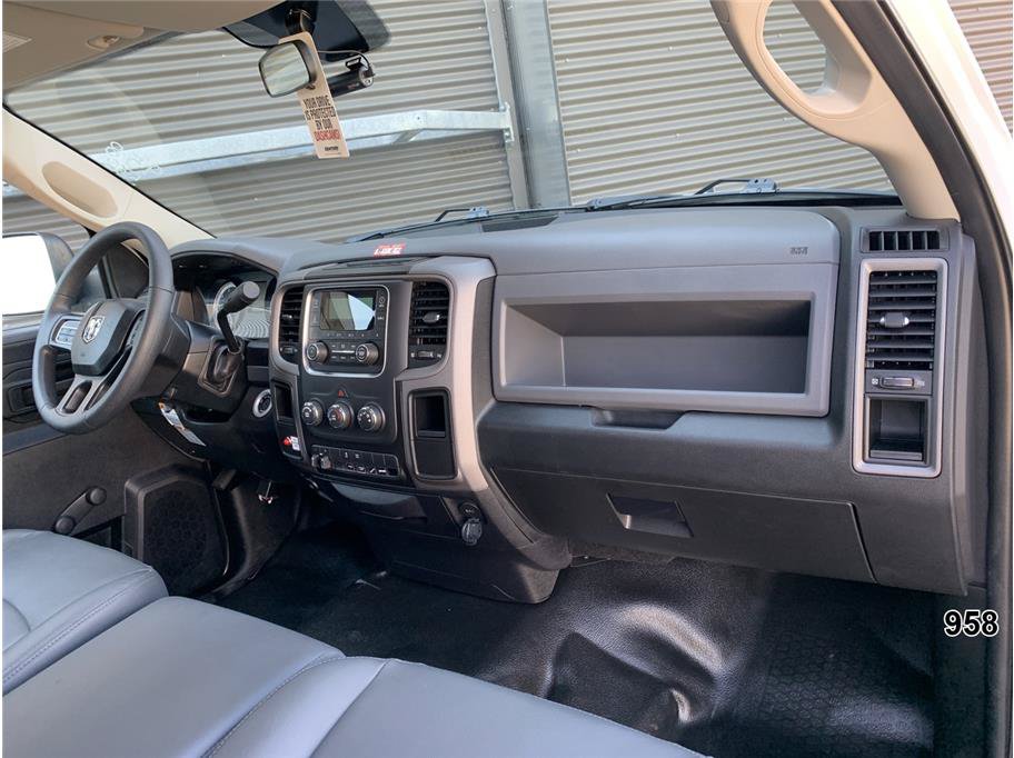 Used 2018 RAM 4500 Tradesman RWD image 33