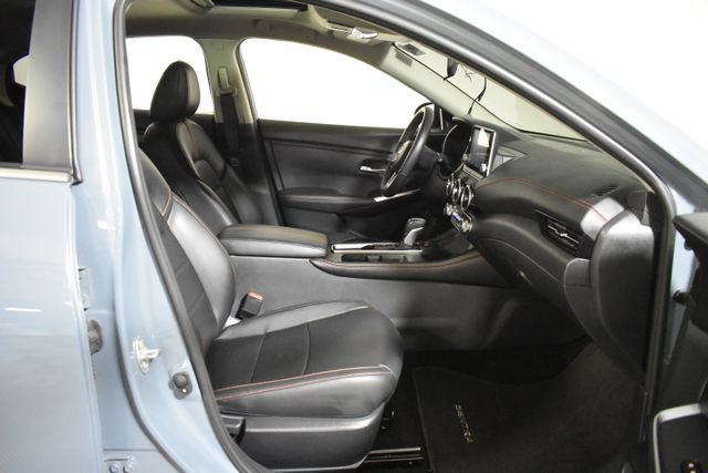 Certified 2025 Nissan Sentra SR w/ SR Premium Package FWD image 35
