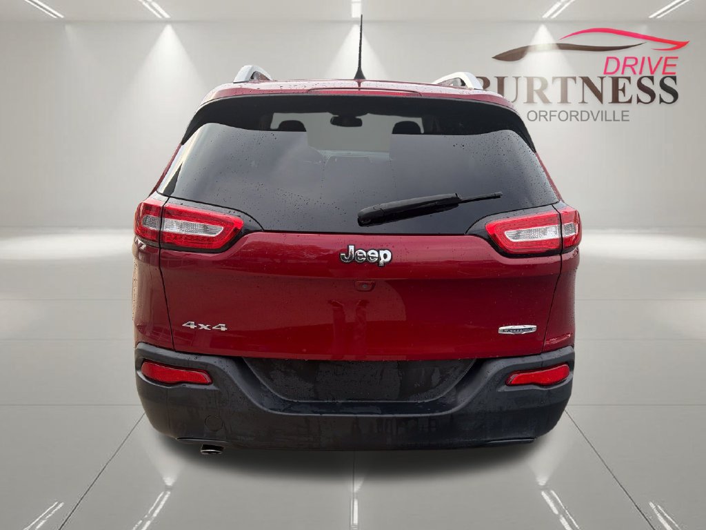 Used 2016 Jeep Cherokee Latitude w/ Comfort/Convenience Group AWD/4WD image 7