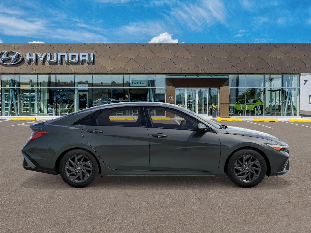 Used 2025 Hyundai Elantra Hybrid FWD image 7