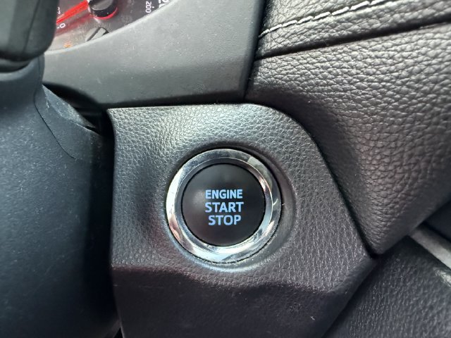 Used 2021 Toyota RAV4 XLE Premium AWD/4WD image 23