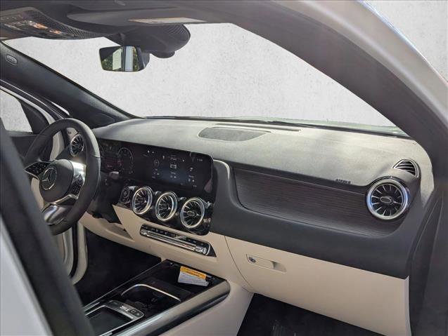 Used 2026 Mercedes-Benz GLA 250 4MATIC image 22