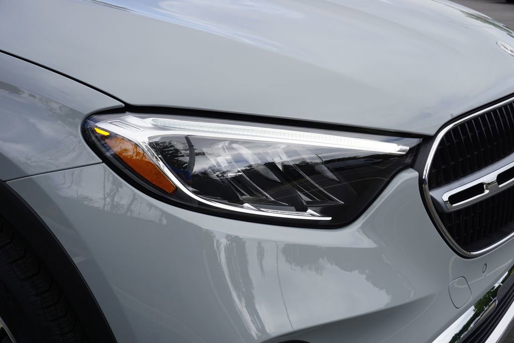 New 2026 Mercedes-Benz GLC 300 4MATIC image 10