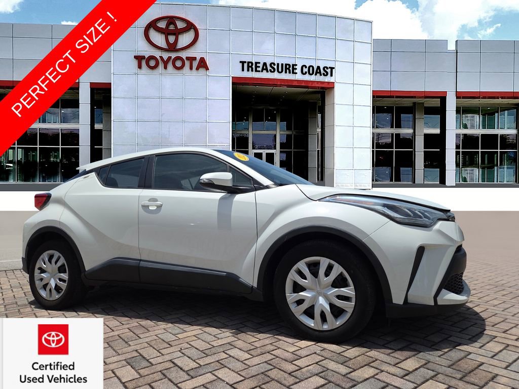 Used 2021 Toyota C-HR LE FWD image 1
