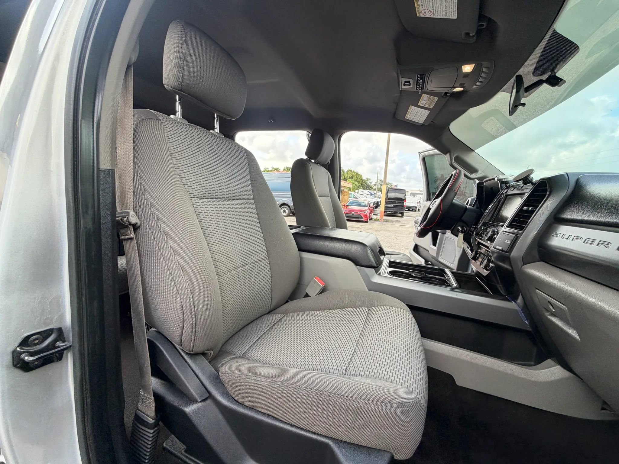 Used 2018 Ford F250 XLT w/ XLT Premium Package image 21