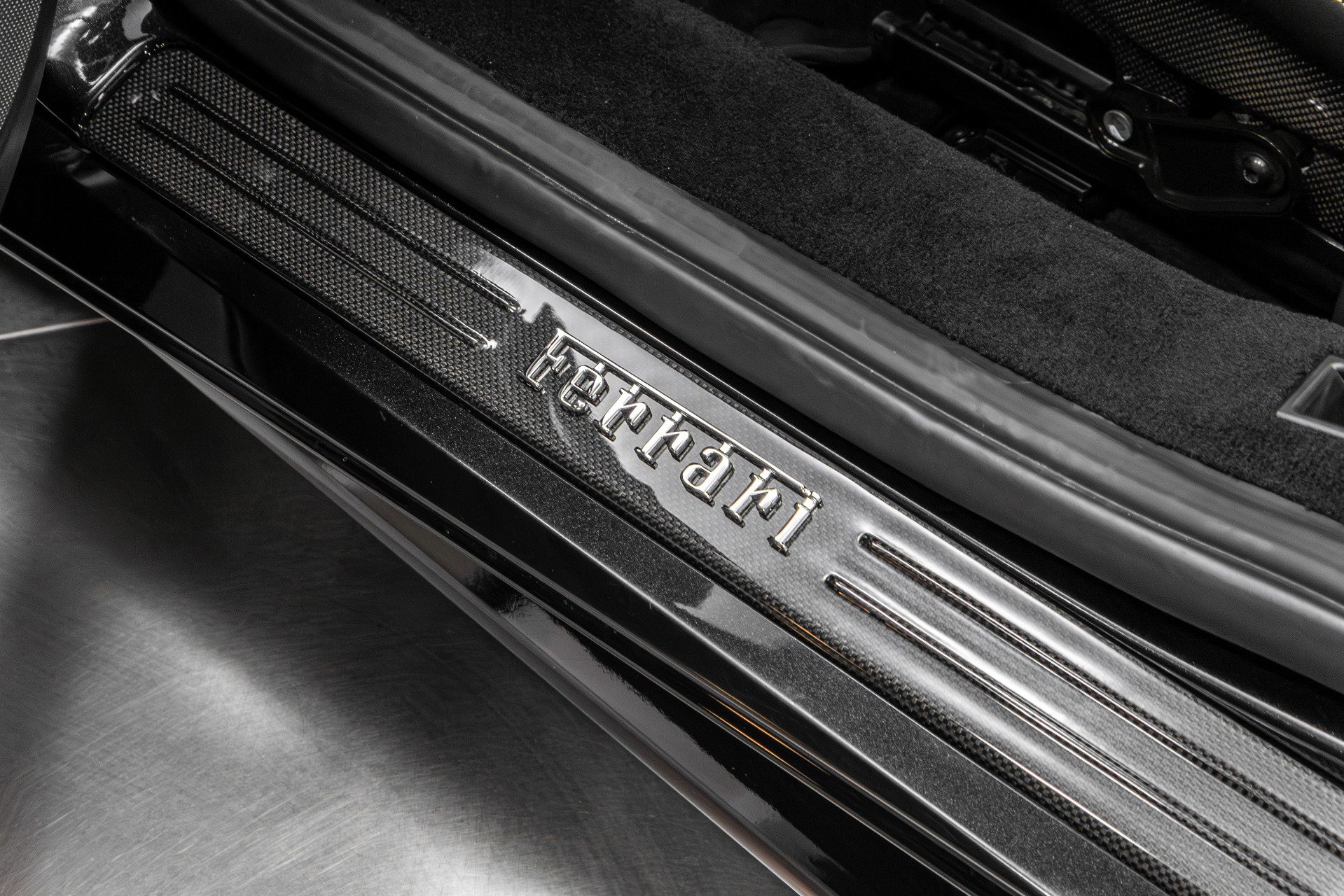 Used 2018 Ferrari 488 GTB image 53