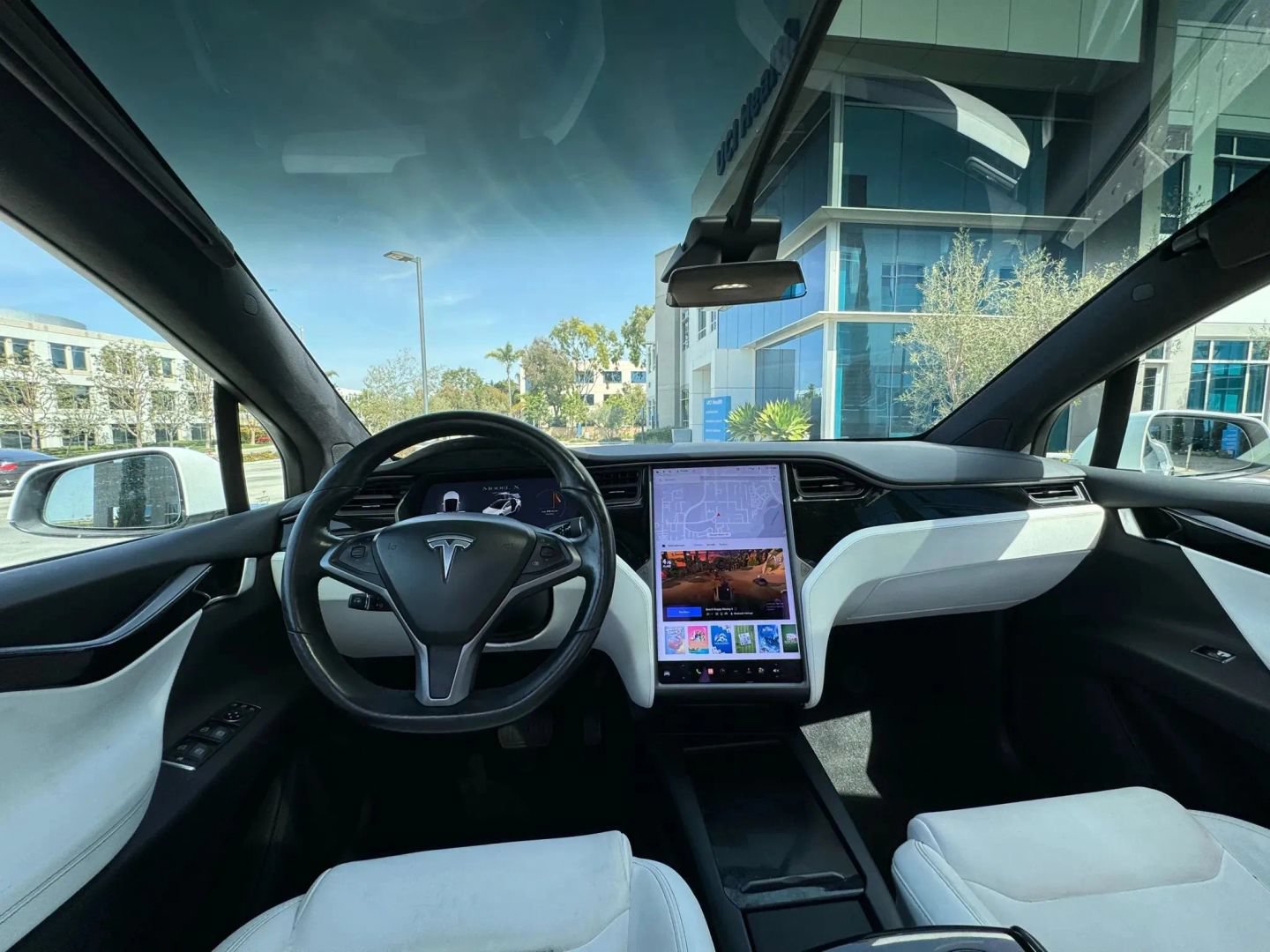 Used 2019 Tesla Model X Long Range AWD/4WD image 9