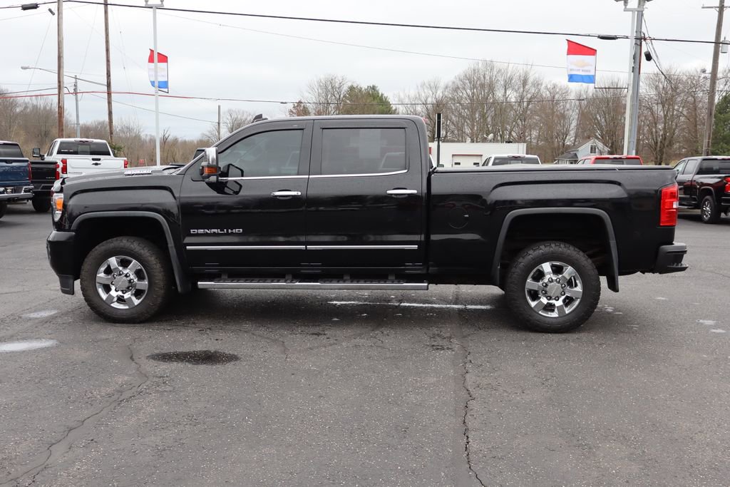 Used 2018 GMC Sierra 3500 Denali w/ Duramax Plus Package image 29