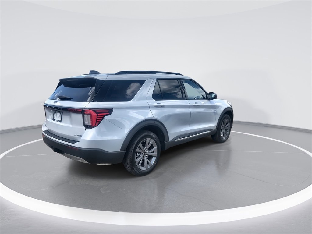 New 2025 Ford Explorer Active image 8