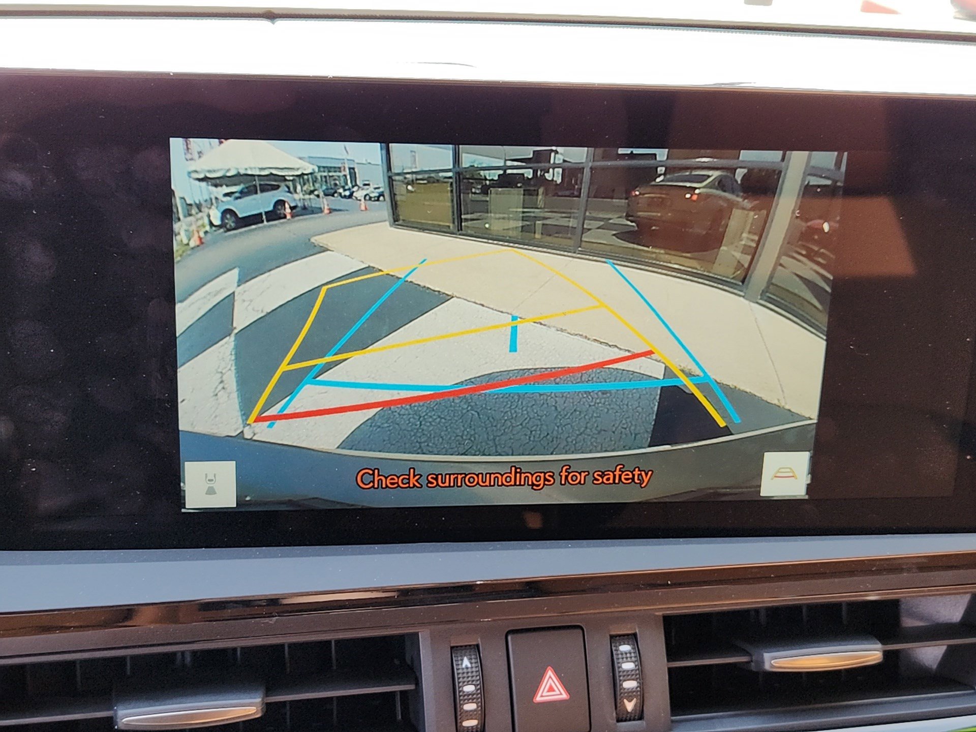 Used 2025 Lexus ES 300h w/ Premium Package image 15