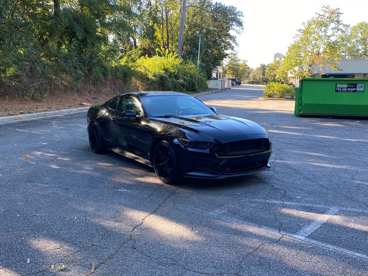 Used 2015 Ford Mustang Coupe RWD image 3