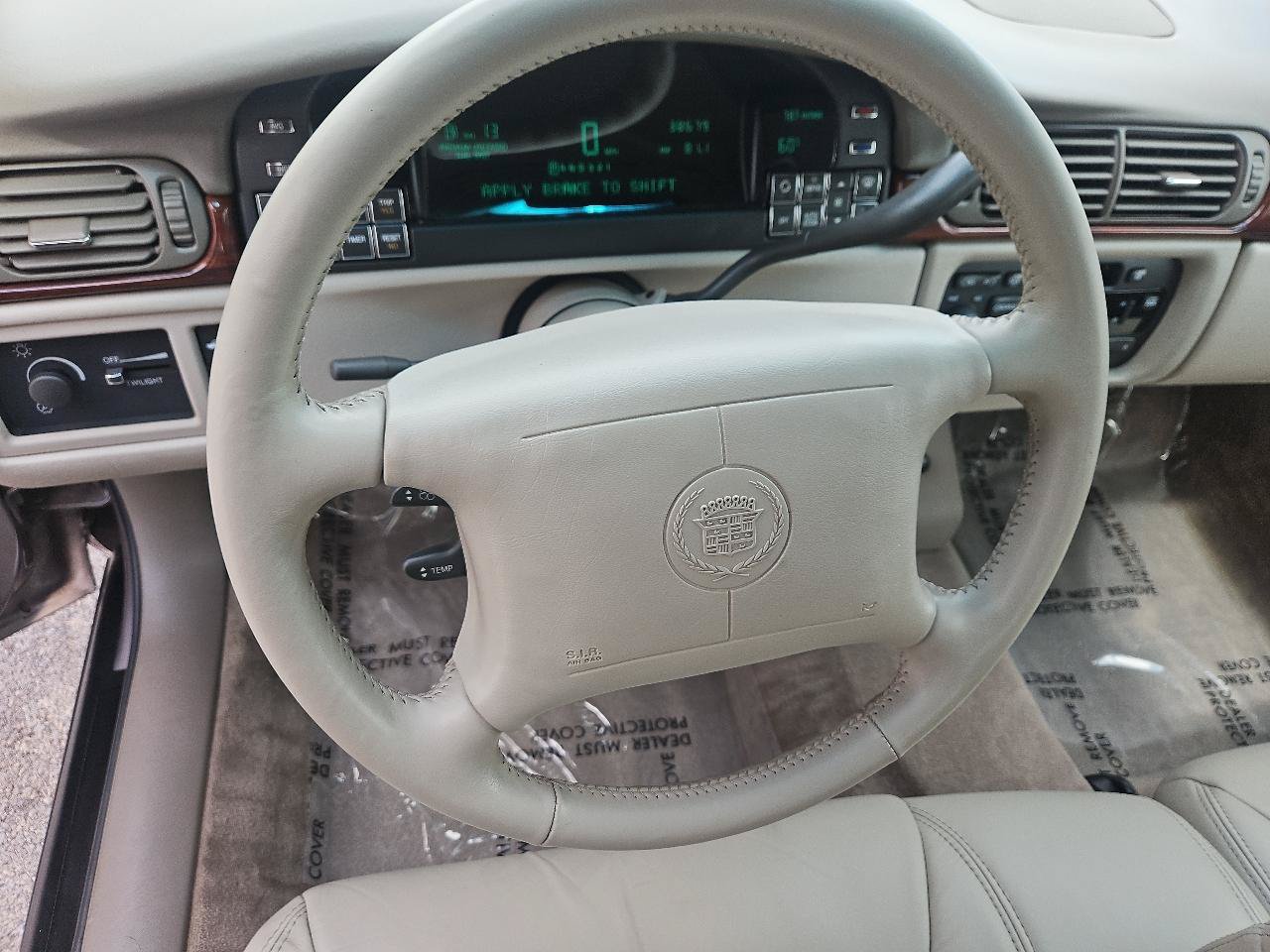 Used 1998 Cadillac De Ville FWD image 22