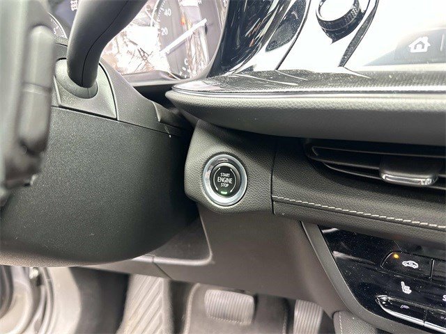 Used 2022 Buick Envision Essence w/ Technology Package I image 27
