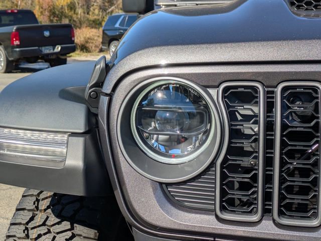 New 2026 Jeep Gladiator Mojave w/ Technology Group image 10
