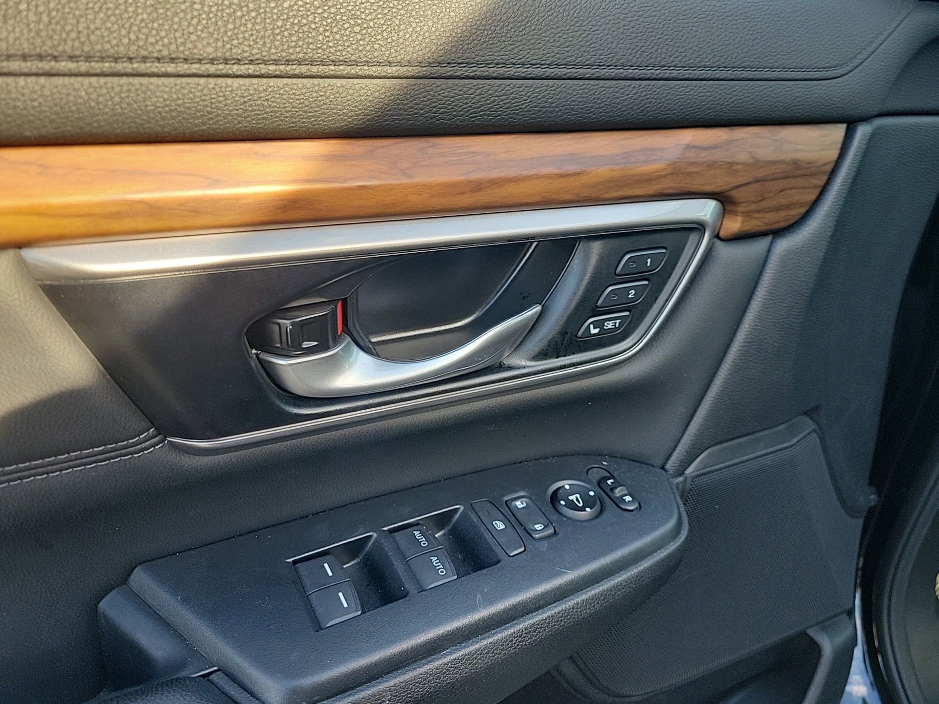 Used 2021 Honda CR-V EX-L image 23