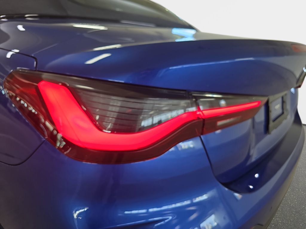 Certified 2022 BMW 430i Convertible w/ M Sport Package image 31