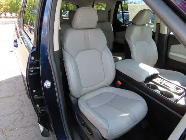 Certified 2024 Honda Pilot Touring image 20